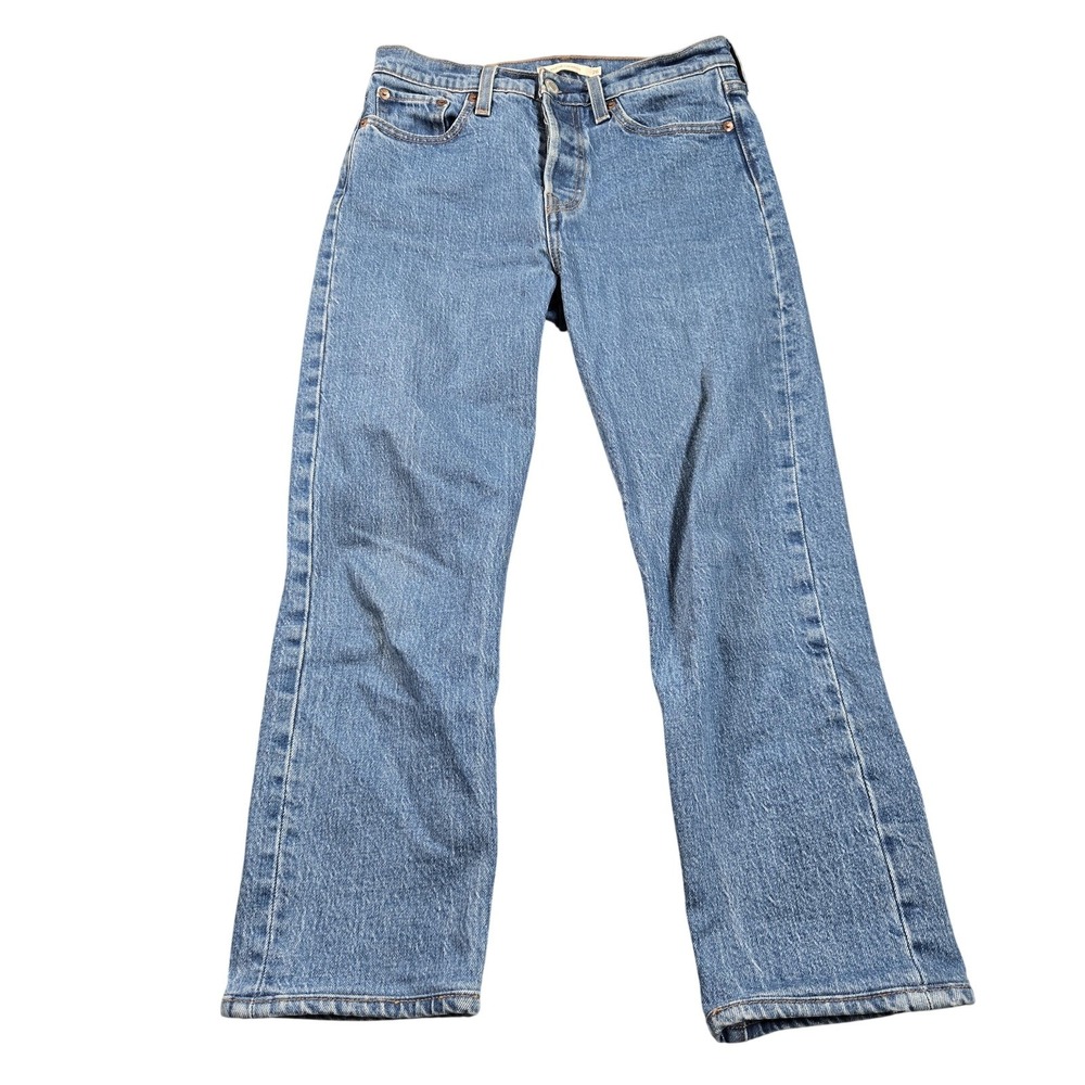 Levis Wedgie Straight Jeans Womens 26 Blue Medium Wash Mid Rise Button Fly Denim